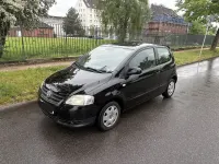 Gebraucht VW Fox Basis 54 PS (39 kW) 2010 Schwarz Kleinwagen