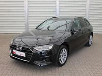 Gebraucht Audi A4 150 PS (110 kW) 2022 Mythosschwarz metallic Kombi