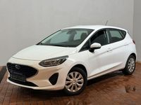 Gebraucht Ford Fiesta Cool & Connect 75 PS (55 kW) 2022 Weiß Kleinwagen