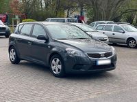 Gebraucht Kia Ceed 90 PS (66 kW) 2009 Grau Kleinwagen
