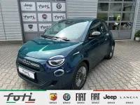 Neu Fiat 500 Icon 65 PS (47 kW) 2026 Grün Limousine