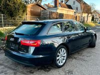 Gebraucht Audi A6 Comfort 177 PS (130 kW) 2012 Blau Kombi