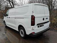 Neu VW T7 100 kW (136 PS) 2026 Clear white Van