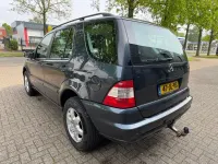 Gebraucht Mercedes ML320 218 PS (160 kW) 2002 Schwarz SUV