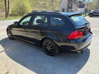 Second-hand BMW 318 143 CP (105 kW) 2012 Negru Break
