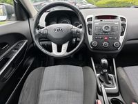 Second-hand Kia Ceed 90 CP (66 kW) 2011 Alb Hatchback