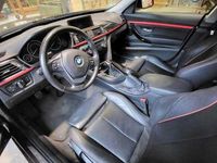 Gebraucht BMW 320 184 PS (135 kW) 2014 Schwarz Limousine