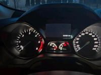 Gebraucht Ford Kuga 150 PS (110 kW) 2016 Weiß SUV