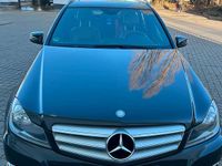 Gebraucht Mercedes C250 204 PS (150 kW) 2012 Schwarz Kombi