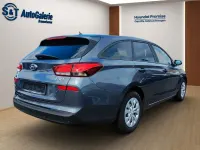 Gebraucht Hyundai i30 Select 101 PS (74 kW) 2018 Microngrey Kombi
