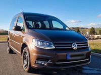 Gebraucht VW Caddy Highline 125 PS (91 kW) 2015 Braun Van / Kleinbus