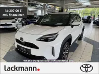 Gebraucht Toyota Yaris Cross Team 116 PS (85 kW) 2024 Weiss SUV