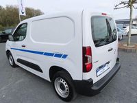 Gebraucht Opel Combo 110 PS (80 kW) 2024 Weiß Limousine