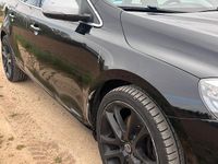 Gebraucht Volvo V40 190 PS (139 kW) 2015 Schwarz Kleinwagen