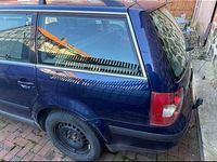 Usata VW Passat 131 CV (96 kW) 2003 Blu Station wagon