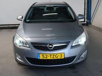 Gebraucht Opel Astra Edition 120 PS (88 kW) 2012 Grau Kombi