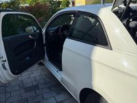 Gebraucht Audi A1 S-Line 86 PS (63 kW) 2011 Weiß Kleinwagen