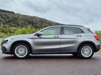 Gebraucht Mercedes GLA200 156 PS (114 kW) 2017 Grau SUV