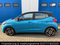 Gebraucht Hyundai i10 84 PS (61 kW) 2022 Blau Kleinwagen