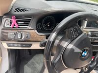 Gebraucht BMW 750 Shadowline 381 PS (280 kW) 2012 Weiß Limousine