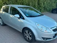 Gebraucht Opel Corsa 75 PS (55 kW) 2010 Silber Kleinwagen