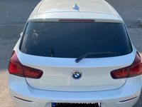 gebraucht BMW 118 i Sportline, Automatik, Weiß Metallic