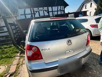 Gebraucht VW Polo 63 PS (46 kW) 2003 Silber Kleinwagen
