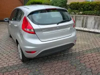 Gebraucht Ford Fiesta 96 PS (70 kW) 2012 Grau Kleinwagen