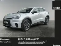 Neu Lexus LBX 136 PS (100 kW) 2026 Silber SUV