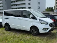 Gebraucht Ford Tourneo Titanium 185 PS (136 kW) 2022 Weiß Van / Kleinbus
