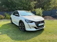 Gebraucht Peugeot 208 GT 131 PS (96 kW) 2022 Weiß Kleinwagen