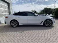 Gebraucht BMW 420 Coupé M Sport 190 PS (139 kW) 2024 Weiß Coupé