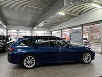 Gebraucht BMW 320 190 PS (139 kW) 2023 Blau Kombi