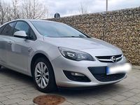 Gebraucht Opel Astra 140 PS (102 kW) 2013 Silber Kombi