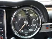 Gebraucht Mercedes 230 150 PS (110 kW) 1964 Schwarz Cabrio