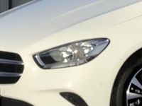 Gebraucht Mercedes E250 160 PS (117 kW) 2022 Weiß Limousine