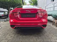 Gebraucht Jaguar XE R-Dynamic 179 PS (131 kW) 2019 Rot Limousine