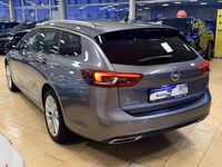 Usado Opel Insignia Elegance 174 HP (127 kW) 2021 Cinzento Carrinha