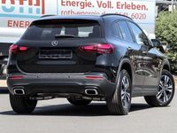 Gebraucht Mercedes GLA200 Progressive 163 PS (119 kW) 2024 Metalliclack kosmosschwarz SUV