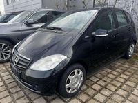 Gebraucht Mercedes A160 82 PS (60 kW) 2010 Kosmosschwarz  metalliclack Kleinwagen