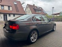 Gebraucht BMW 330 272 PS (200 kW) 2009 Grau Limousine