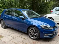 Gebraucht VW Golf VII 116 PS (85 kW) 2019 Blau Kleinwagen