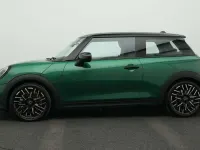 Używany Mini Cooper Favoured 156 KM (114 kW) 2024 Zielony Hatchback