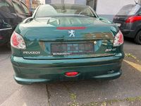 Gebraucht Peugeot 206 CC 109 PS (80 kW) 2003 Grün Cabrio