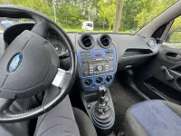 Używany Ford Fiesta Ambiente 60 KM (44 kW) 2007 Biały Hatchback