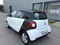 Second-hand Smart ForFour Basis 90 CP (66 kW) 2019 Negru Hatchback