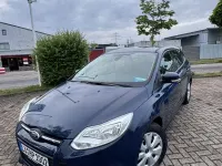 Usata Ford Focus 95 CV (69 kW) 2013 Blu Station wagon