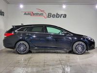 Gebraucht Hyundai i40 165 PS (121 kW) 2015 Phantom black Kombi