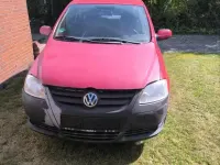 Usata VW Fox 54 CV (39 kW) 2006 Rosso Utilitaria