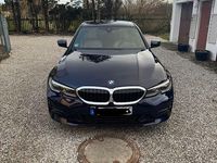 Gebraucht BMW 330e Advantage 292 PS (214 kW) 2019 Blau Limousine